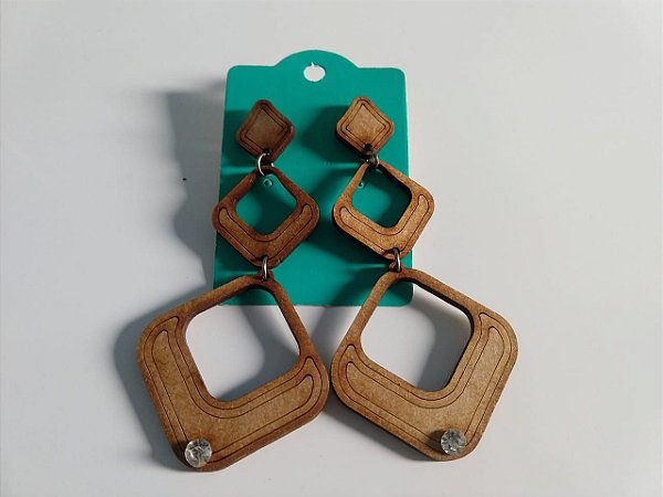 Brinco MDF 02-21