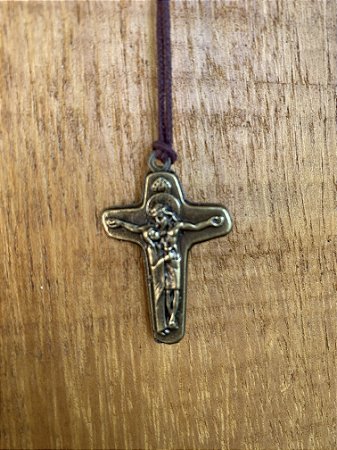 Crucifixo pequeno de metal