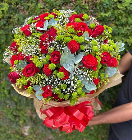 Grande Buquê de Rosas Vermelhas