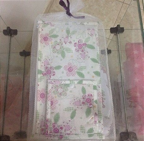 Estojo e porta absorvente