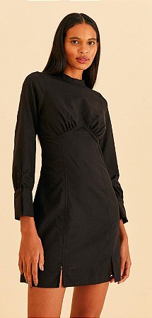 VESTIDO CURTO MANGAS RECORTE PRETO FARM