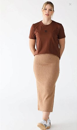 Camiseta Curta Elegante em Viscose - Colcci Outono 2025
