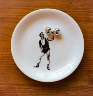 Prato de 19cm Halterofilista em preto com esfera