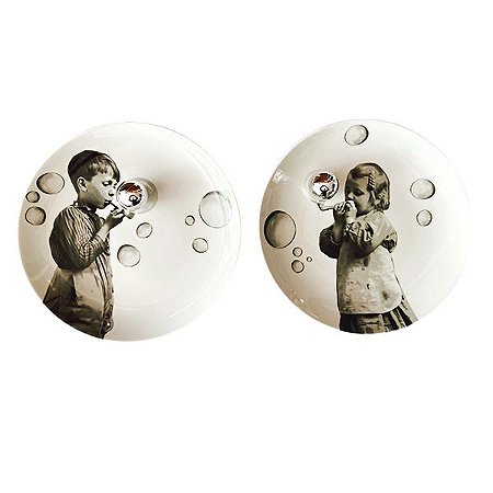 Cj. de 2 pratos 27cm Meninos bolas de sabão
