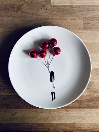 Prato 27cm Menina Balões