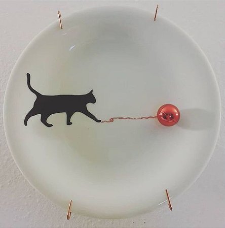 Prato 19cm - Gato novelo bola vermelha
