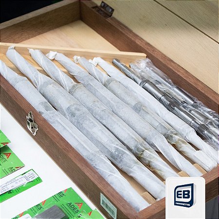 Jogo de Alargadores Expansivos TIPO L 11,9-56,0mm com guia 13 peças (Estojo de Madeira) - ADES