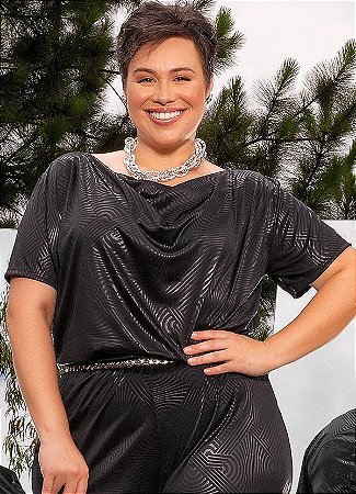 Blusa Feminina Solta em Malha Trabalhada Resinada Plus Size