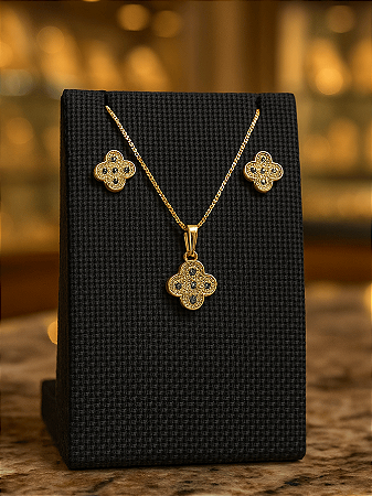 Conjunto Colar e Brinco Folheado a Ouro – Trevo com Zircônia