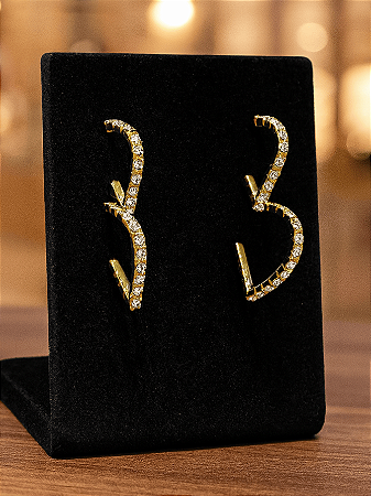 Dois Pares de Brinco Meio Coração Médio e Grande Folheado Ouro 18