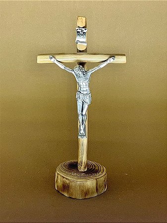 Crucifixo de Mesa 22cm madeira de Oliveira Importado