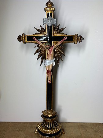 Crucifixo 50cm Ornado com base Resina Colorido