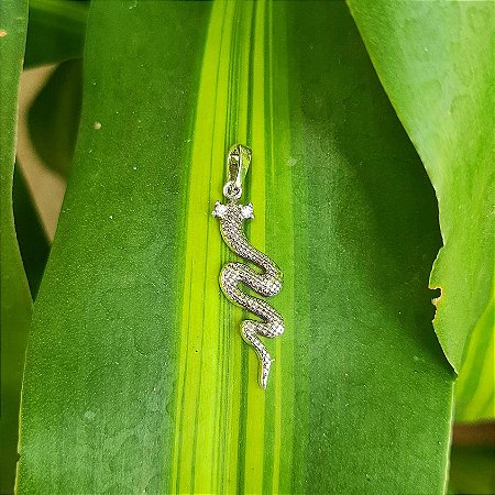 Pingente Cobra em Prata 925 e Zircônia