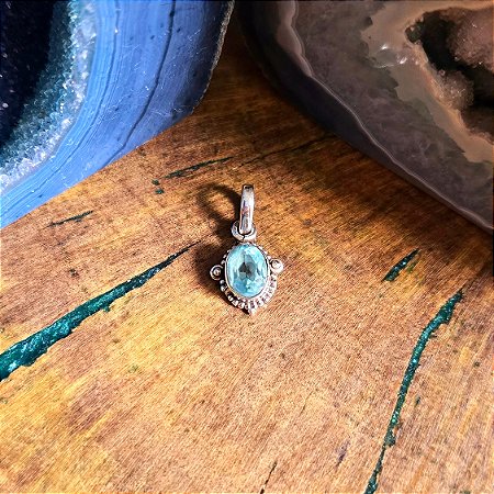 Pingente Boho em Prata 925 e Topázio Azul
