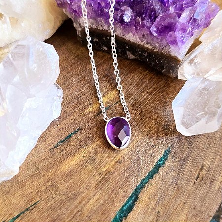 Corrente com Pingente Gota em Prata 925 e Ametista