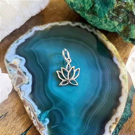 Pingente Flor de Lótus em Prata 925