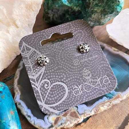 Brinco Pequeno Mandala Flor em Prata 925