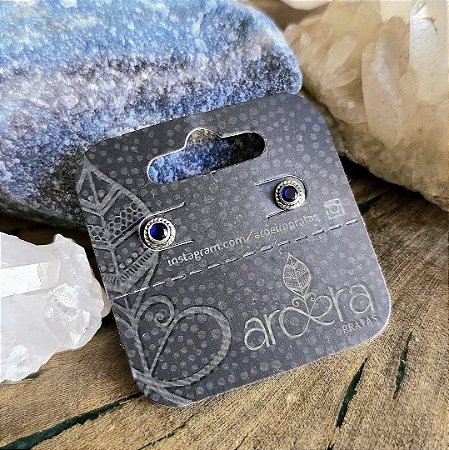 Brinco Pequeno Redondo em Prata 925 e Safira