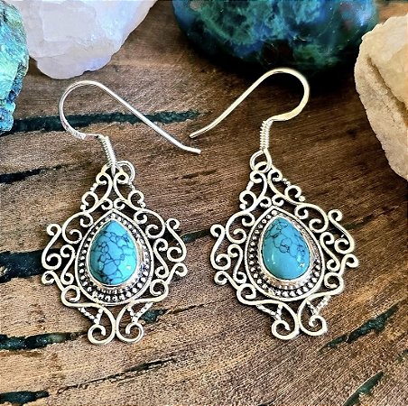Brinco Arabescos em Prata 925 e Howlita Turquesa