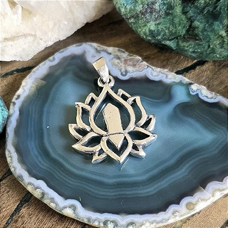 Pingente Flor de Lótus em Prata 925