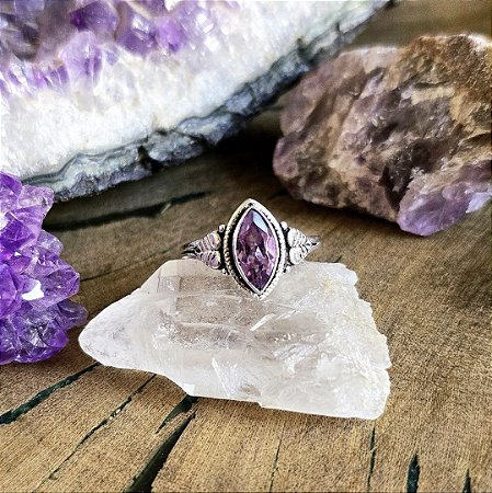 Anel Folhas em Prata 925 e Ametista