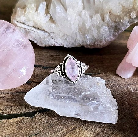 Anel Folhas em Prata 925 e Quartzo Rosa