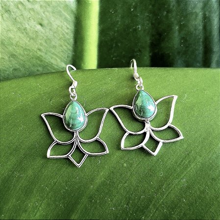 Brinco Flor de Lótus em Prata 925 e Malaquita