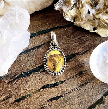 Pingente Boho Oval em Prata 925 e Turquesa Ostra