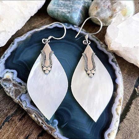 Brinco Boho em Prata 925 e Madrepérola