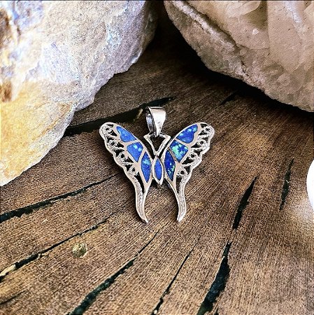 Pingente Borboleta em Prata 925 e Opala Azul