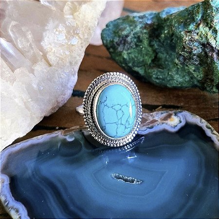 Anel Boho Oval em Prata 925 e Howlita Turquesa