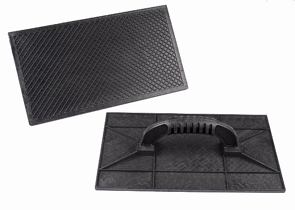 Desempenadeira Plástica Frisada Preta 15X26cm - MAX FERRAMENTAS