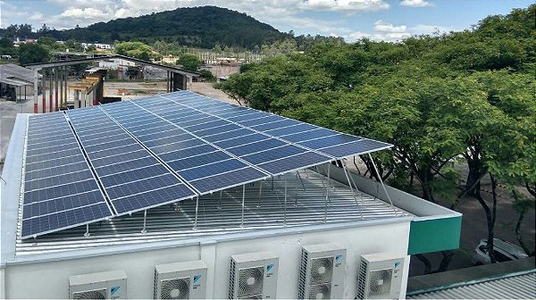 800 kWh/mês /// Kit Gerador FV Telhado 6,60 kWp – Completo 220V Wifi