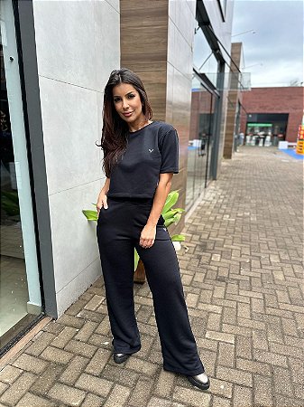 CONJUNTO MOLETINHO PRETO LISTRAS BRANCAS