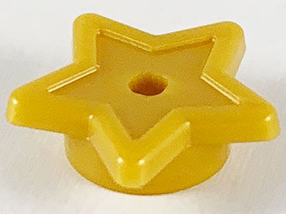 Estrela com encaixe para stud Pearl Gold
