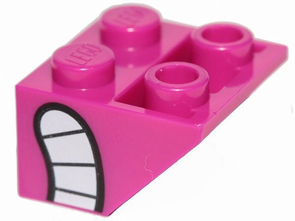 Inclinação invertida 45 2x2 com desenho de sorriso com dentes brancos na lateral magenta