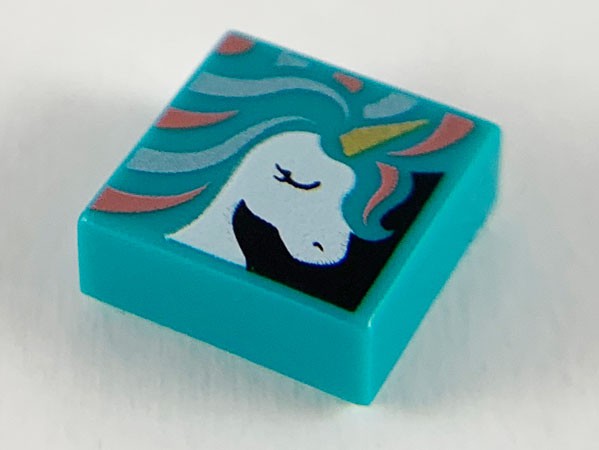 Placa Lisa 1x1 com ranhura e desenho de cabeça de unicórnio branco