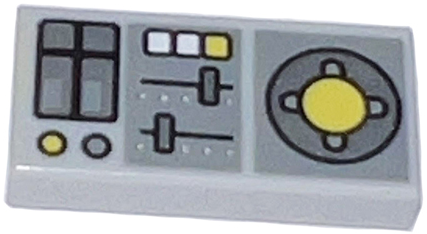 Placa Lisa 1x2 Cinza Clara com desenho de painel de controle do veículo Cinza Clara
