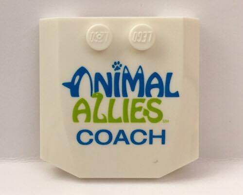 Placa em Cunha 4x4x2/3 Branca com escrita 'Animal Allies Coach'