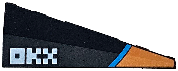 Cunha 5x2 Esquerda Preta com logo OKX Desenhado