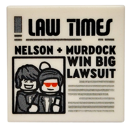 Placa Lisa 2x2 com o jornal "LAW TIMES" e Desenho "NELSON + MURDOCK GANHAM UM GRANDE PROCESSO JUDICIAL"