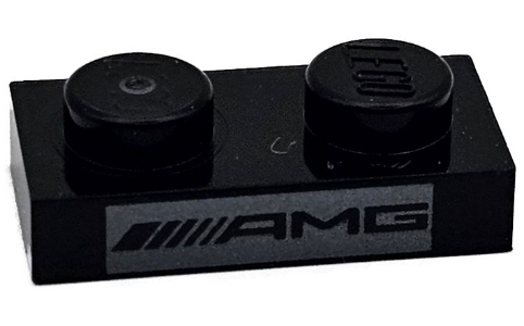 Placa 1x2 com desenho do logotipo da AMG - Preta