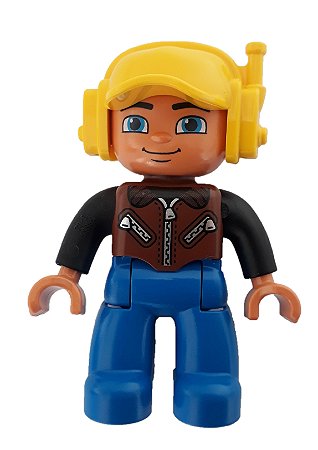 Boneco Lego Duplo Masculino Colete Marrom com Zíper, Boné Amarelo com Fone de Ouvido