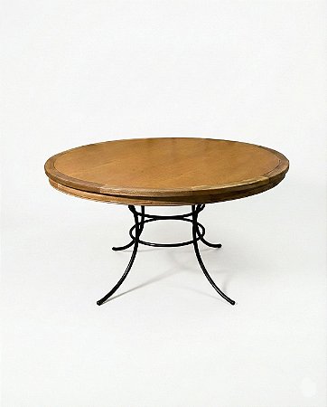 Mesa Redonda em Madeira - 140cm