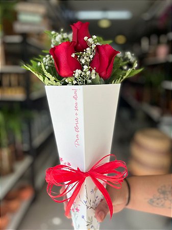 Toque de Rosas Vermelho