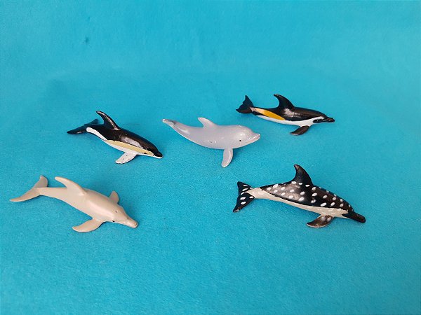 Miniatura de vinil  5 golfinhos variados, marcas Safari e SeaWorld, 7 cm de comprimento, usados