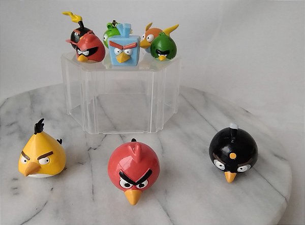 Bonecos Angry birds lote 9 de vinil e borracha, tamanhos variados 3 a 5 cm