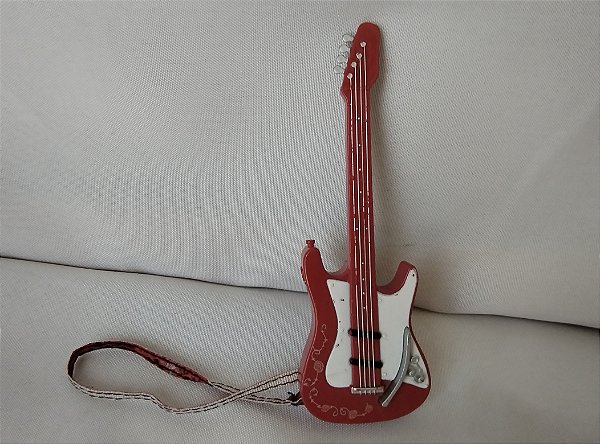 Guitarra vermelha da boneca Bratz Jade Rock Angela usada