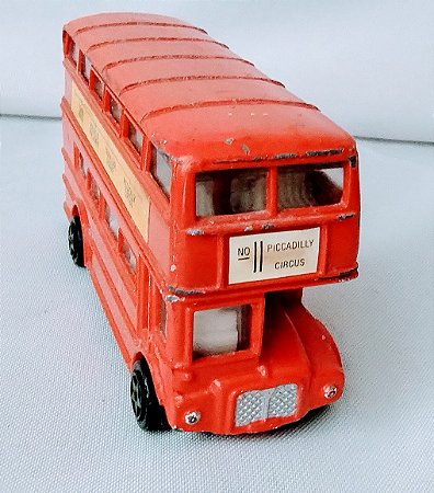 Miniatura de metal onibus Double decker vermelho de Londres, destino Picadilly cirbbcus 12 cm, usado