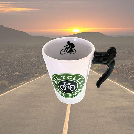 Caneca De Café Em Dois Tons Bicicleta que compete o Tshirt do humor do  Peloton